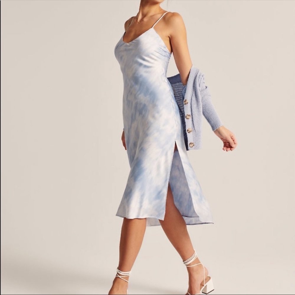 Abercrombie Satin Tye die dress